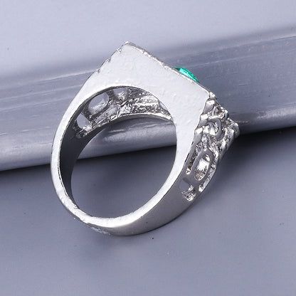 Fashion Jewelry Charm Green Lantern Ring polished alloy band close-up