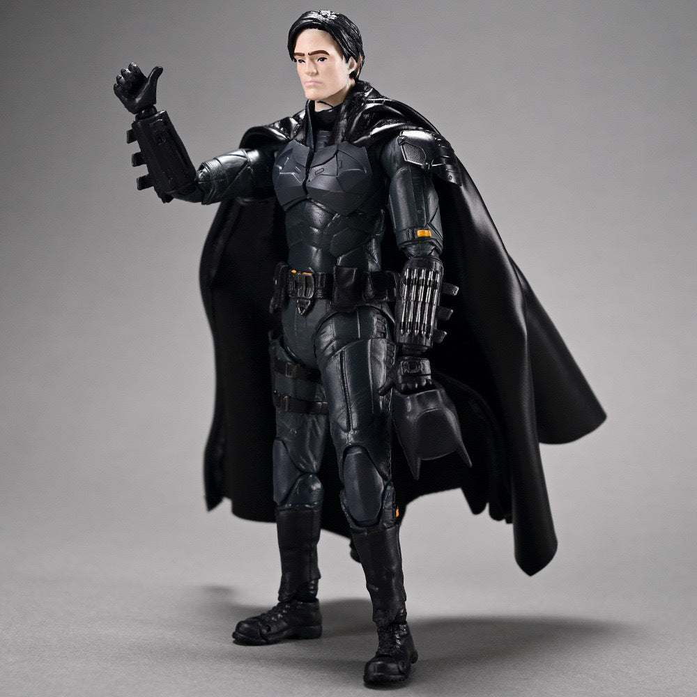 MAFEX No.188 The Batman (2022) Action Figure – Articulated Robert Pattinson Movie Collectible