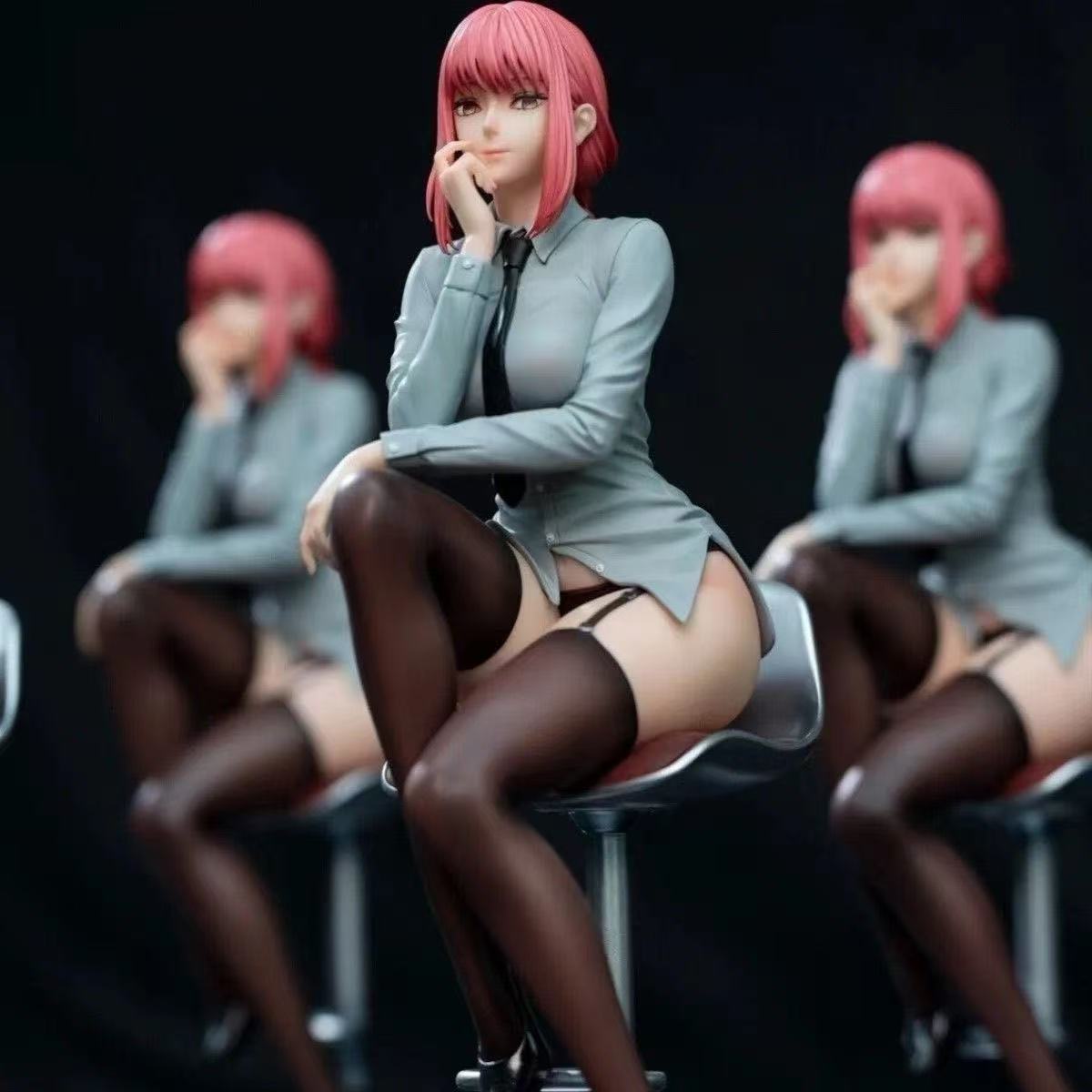 Chainsaw Man Makima Sitting Figure Black Stockings Suit Anime Statue Model