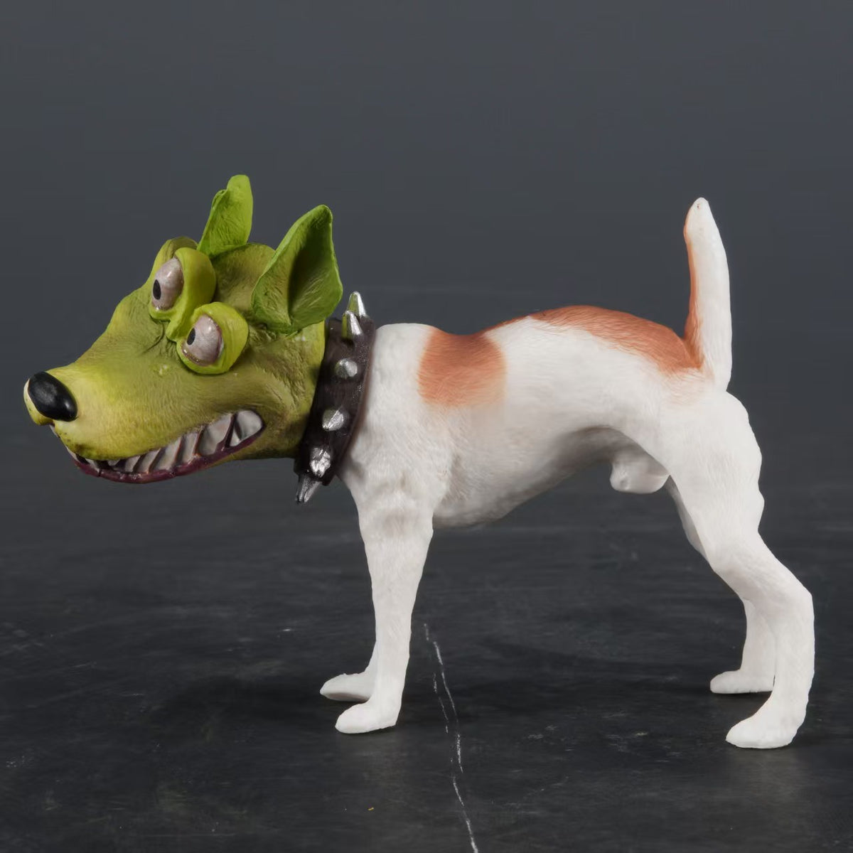 7cm The Mask Dog Milo Action Figure Statue – Classic Movie Character PVC Desktop Figurine